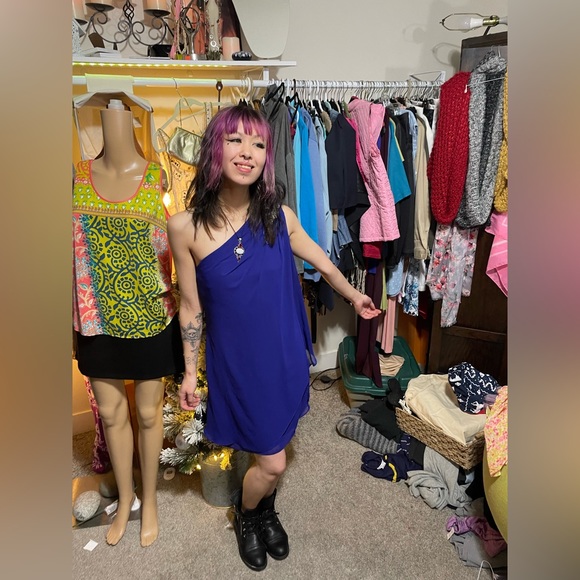 Size 4 Little blue dress off one shoulder - Picture 1 of 17